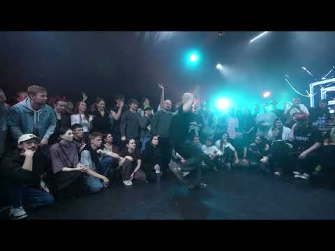 Pro · Battle — 7 to smoke