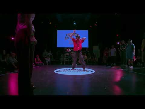 Claire vs Q vs Stephanie