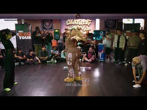 WaackAttack vs strobug