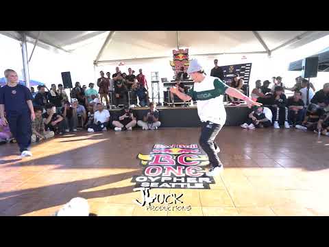 Blondie vs Mizuki Green