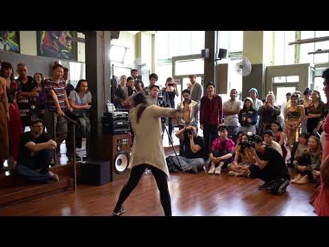 Ah-Lee-Soul vs. V.Va