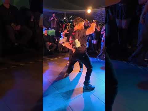 Viic & Rex vs Coyo & Robin