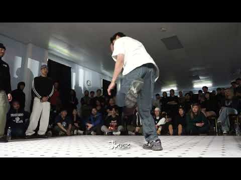 Hollow Moon Vs Astro Club