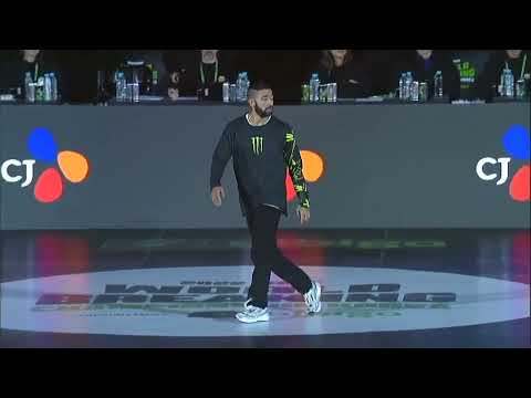 Gravity vs Victor