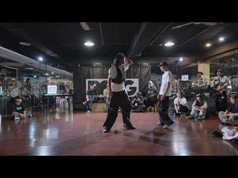 小宇 vs 方