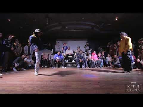 Tease vs Caerina
