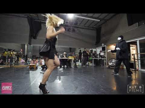Lady Gaga vs Jabbawockeez