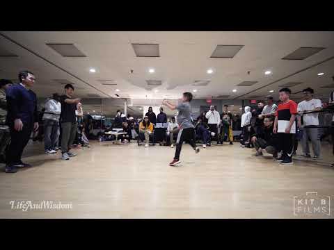 Saiko Skematics VS Just Feel It