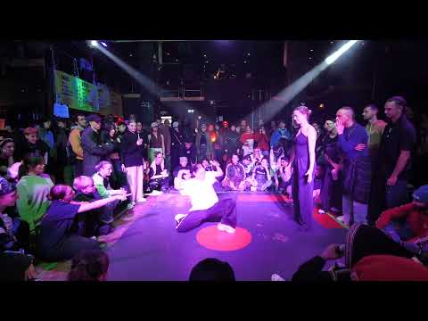 IZABELLA vs ASIA