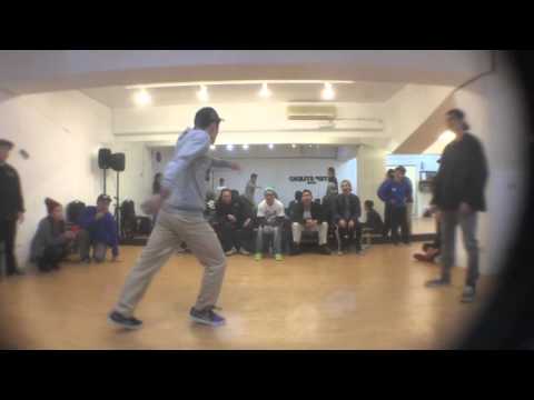 葉致廷 vs 阿裕
