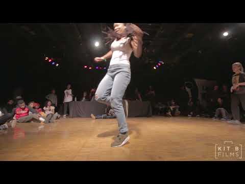 Melanie vs Antoinette