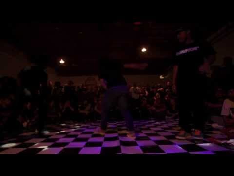 VERSASTYLE vs FLATLINERZ