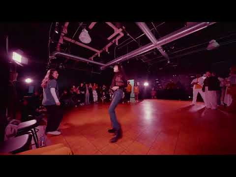 JUDGES+HOST (Rina, L'KA, Kristin, Venus)