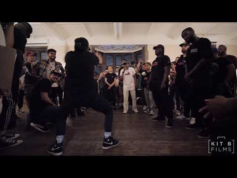 Knives vs B-Wolf