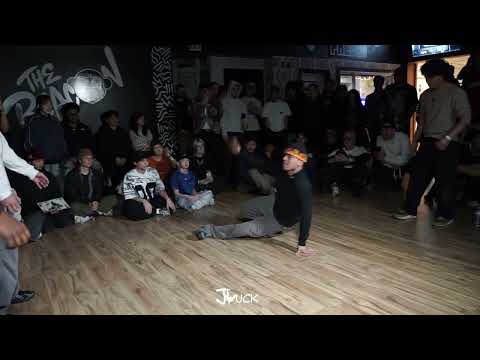 Stray Path vs Spiffy & SamWise