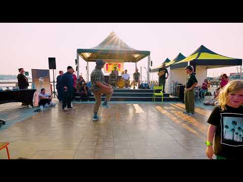 Simon & Gi vs. Arsene & Manshoori